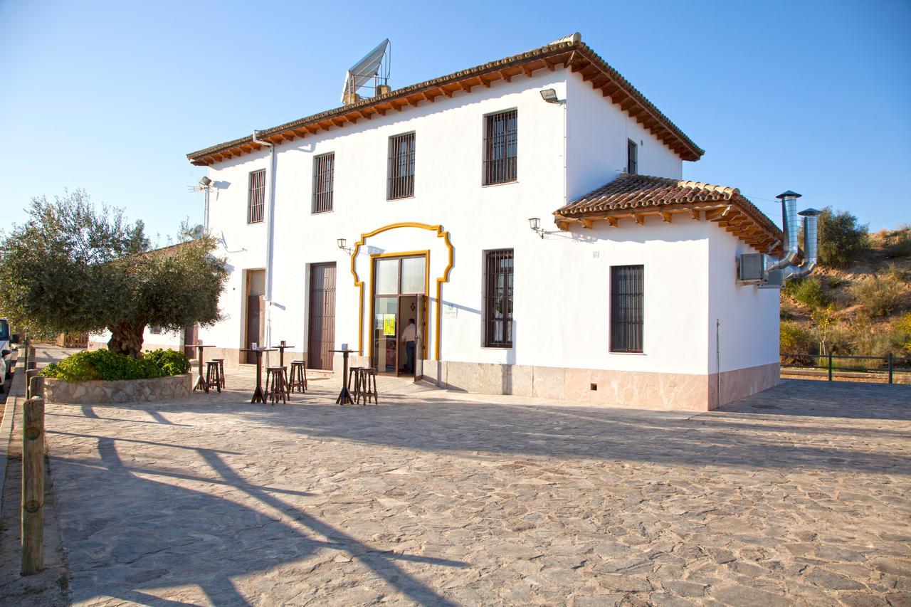 Hotel Puerta de la Sierra Puerto Serrano Exterior foto